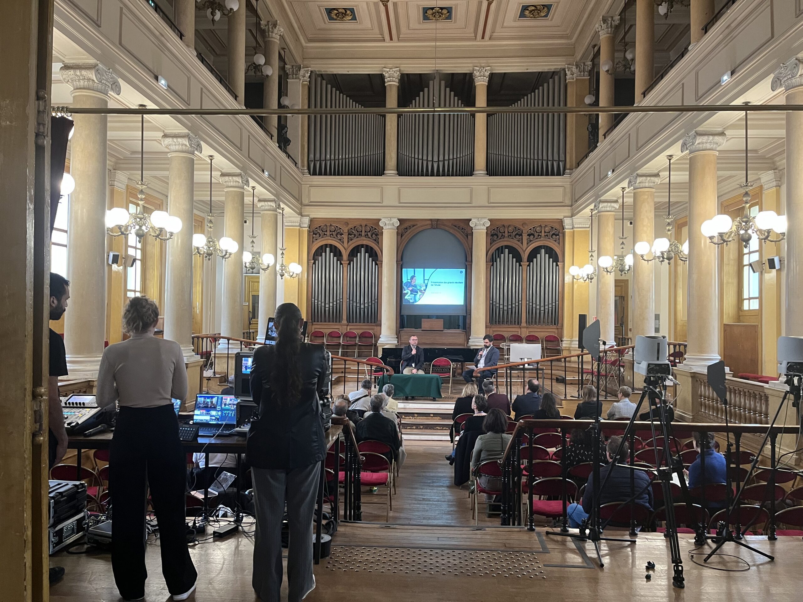 Photo de l'événement de restitution étude avenir TIH dans l'INJA